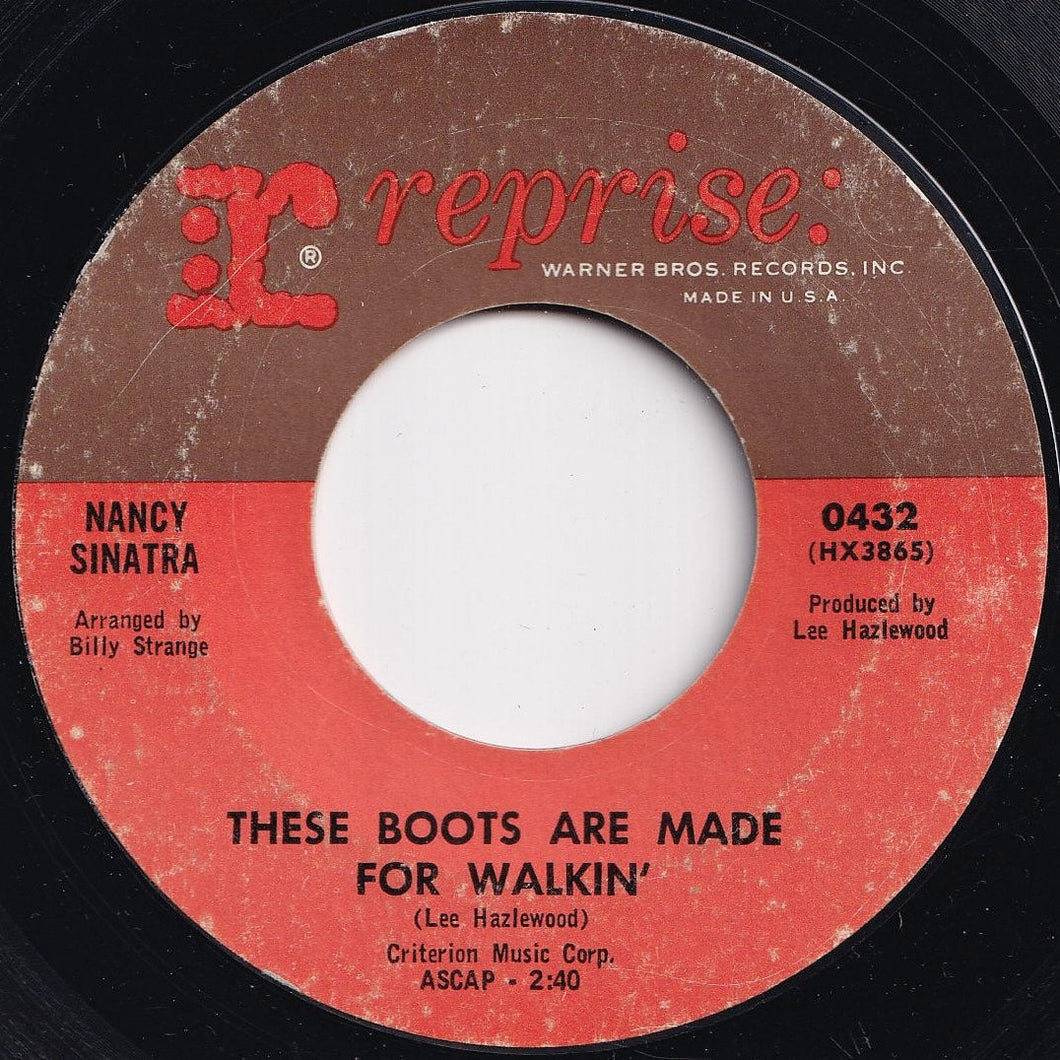 Nancy Sinatra - These Boots Are Made For Walkin' / The City Never Sleeps At Night (7 inch Record / Used)