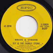 画像をギャラリービューアに読み込む, Sly &amp; The Family Stone - Runnin&#39; Away / Brave &amp; Strong (7 inch Record / Used)
