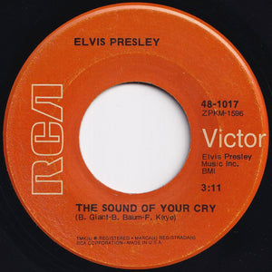 Elvis Presley - It's Only Love / The Sound Of Your Cry (7 inch Record / Used)