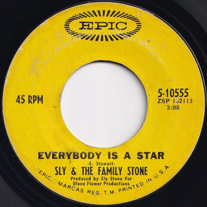 Sly & The Family Stone - Thank You (Falettinme Be Mice Elf Agin) / Everybody Is A Star (7 inch Record / Used)