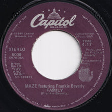 画像をギャラリービューアに読み込む, Maze Featuring Frankie Beverly - Running Away / Family (7 inch Record / Used)
