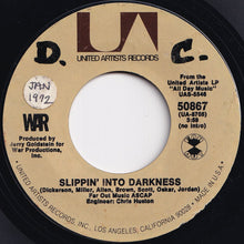 画像をギャラリービューアに読み込む, War - Slippin&#39; Into Darkness / Nappy Head (Theme From &quot;Ghetto Man&quot;) (7 inch Record / Used)
