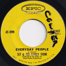 画像をギャラリービューアに読み込む, Sly &amp; The Family Stone - Everyday People / Sing A Simple Song (7 inch Record / Used)
