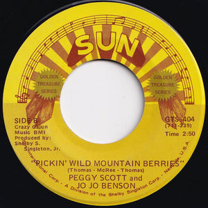 Peggy Scott & Jo Jo Benson - Lover's Holiday / Pickin' Wild Mountain Berries (7 inch Record / Used)