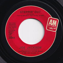 画像をギャラリービューアに読み込む, Joe Jackson - Steppin&#39; Out / Chinatown (7 inch Record / Used)
