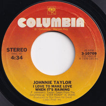 画像をギャラリービューアに読み込む, Johnnie Taylor - Keep On Dancing / I Love To Make Love When It&#39;s Raining (7 inch Record / Used)
