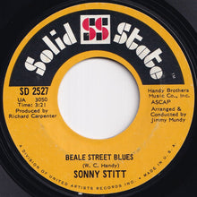 画像をギャラリービューアに読み込む, Sonny Stitt - Little Green Apples / Beale Street Blues (7 inch Record / Used)
