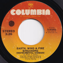 画像をギャラリービューアに読み込む, Earth, Wind &amp; Fire - Sing A Song / (Instrumental Version) (7 inch Record / Used)
