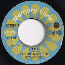 画像をギャラリービューアに読み込む, Sly &amp; The Family Stone - Dance To The Music / Life (7 inch Record / Used)
