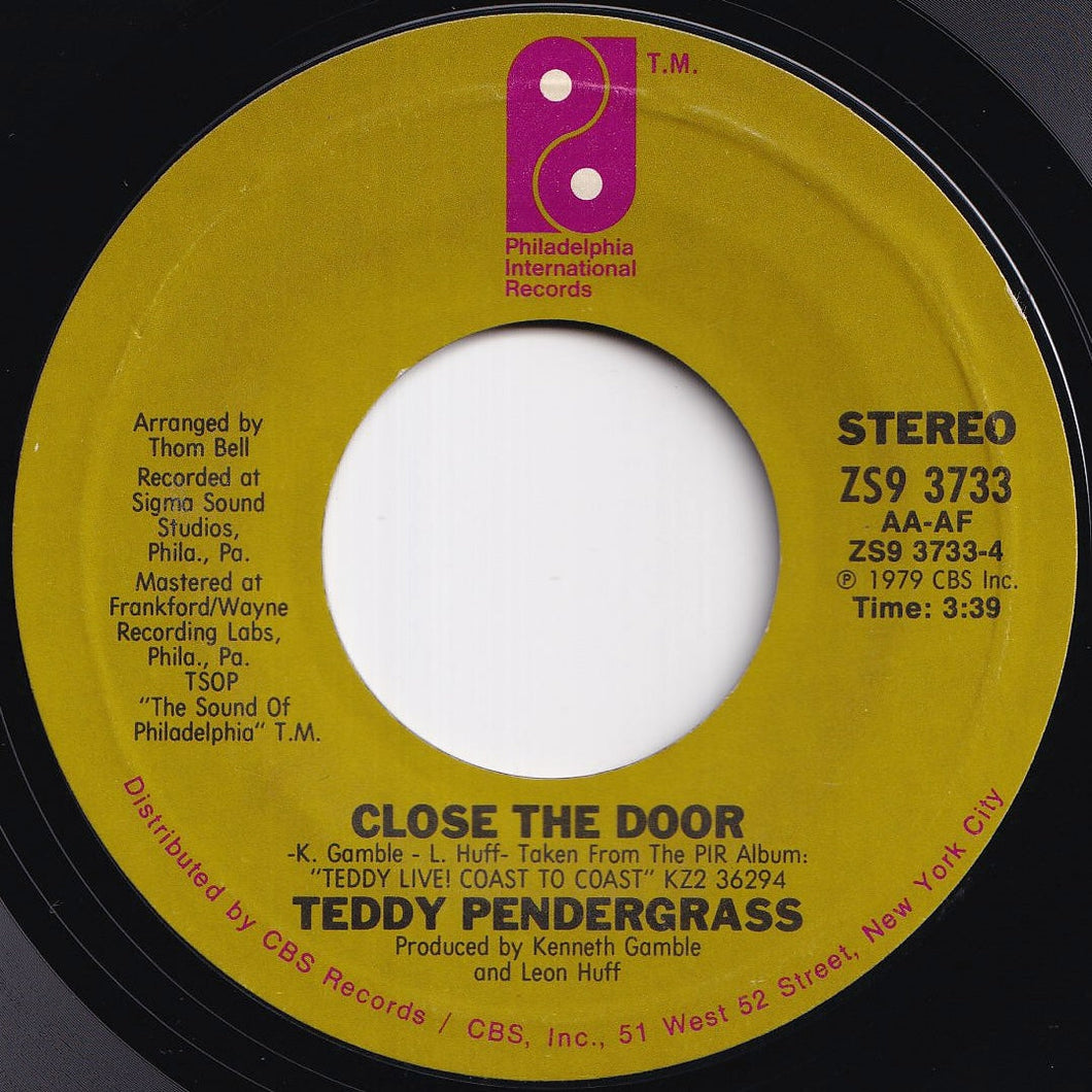 Teddy Pendergrass - Close The Door / Shout And Scream (7 inch Record / Used)
