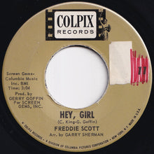 Load image into Gallery viewer, Freddie Scott - Hey, Girl / The Slide (7 inch Record / Used)
