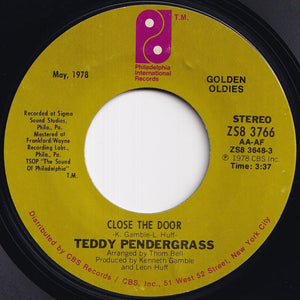 Teddy Pendergrass - I Don't Love You Anymore / Close The Door (7 inch Record / Used)