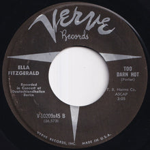 画像をギャラリービューアに読み込む, Ella Fitzgerald - Mack The Knife / Too Darn Hot (7 inch Record / Used)
