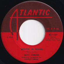 画像をギャラリービューアに読み込む, Betty Johnson - Winter In Miami / The Little Blue Man (7 inch Record / Used)
