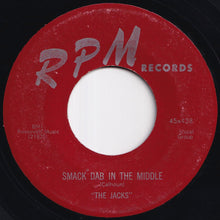 画像をギャラリービューアに読み込む, Jacks - Why Don&#39;t You Write Me / Smack Dab In The Middle (7 inch Record / Used)
