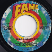 画像をギャラリービューアに読み込む, Clarence Carter - Put On Your Shoes And Walk / I Found Somebody New (7 inch Record / Used)
