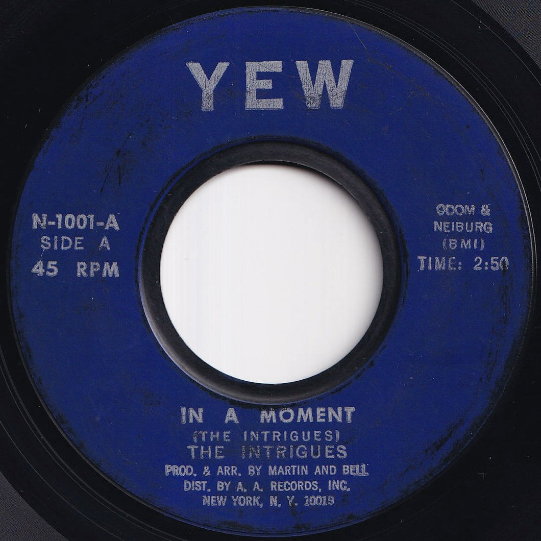Intrigues - In A Moment / Scotchman Rock (7 inch Record / Used)