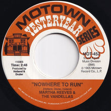 Load image into Gallery viewer, Martha Reeves &amp; The Vandellas - Nowhere To Run / My Baby Loves Me (7 inch Record / Used)
