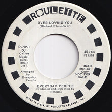 画像をギャラリービューアに読み込む, Everyday People - Just One Smile / Over Loving You (7 inch Record / Used)
