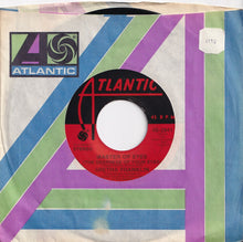 Load image into Gallery viewer, Aretha Franklin - Master Of Eyes (The Deepness Of Your Eyes) / Moody's Mood For Love (7 inch Record / Used)
