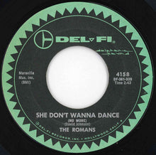 画像をギャラリービューアに読み込む, Little Caesar And The Romans - Those Oldies But Goodies (Remind Me Of You) / She Don't Wanna Dance (No More) (7 inch Record / Used)
