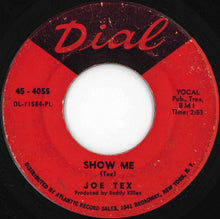 画像をギャラリービューアに読み込む, Joe Tex - Show Me / A Woman Sees A Hard Time (When Her Man Is Gone) (7 inch Record / Used)
