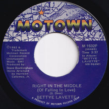 画像をギャラリービューアに読み込む, Bettye Lavette - Right In The Middle (Of Falling In Love) / If I Were Your Woman (7 inch Record / Used)
