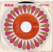 画像をギャラリービューアに読み込む, Nite-Liters - Afro-Strut / (We've Got To) Pull Together (7 inch Record / Used)
