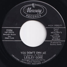 画像をギャラリービューアに読み込む, Lesley Gore - You Don't Own Me / Run Bobby, Run (7 inch Record / Used)
