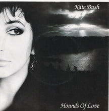 画像をギャラリービューアに読み込む, Kate Bush - Hounds Of Love / The Handsome Cabin Boy (7 inch Record / Used)
