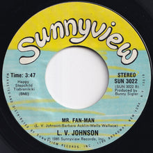 画像をギャラリービューアに読み込む, L. V. Johnson - Let's Straighten It Out / Mr. Fan-Man (7 inch Record / Used)
