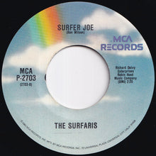 画像をギャラリービューアに読み込む, Surfaris - Wipe Out / Surfer Joe (7 inch Record / Used)
