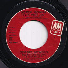 画像をギャラリービューアに読み込む, Sergio Mendes - Never Gonna Let You Go / Carnaval (7 inch Record / Used)
