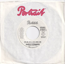 画像をギャラリービューアに読み込む, Angela Clemmons - Give Me Just A Little More Time / Give Me Just A Little More Time (7 inch Record / Used)
