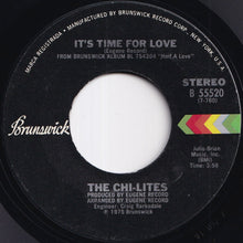 Load image into Gallery viewer, Chi-Lites - Here I Am / It's Time For Love (7 inch Record / Used)
