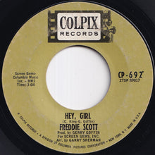 画像をギャラリービューアに読み込む, Freddie Scott - Hey, Girl / The Slide (7 inch Record / Used)
