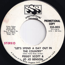 画像をギャラリービューアに読み込む, Peggy Scott &amp; Jo Jo Benson - Let's Spend A Day Out In The Country (Stereo) / (Mono) (7 inch Record / Used)
