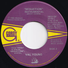 画像をギャラリービューアに読み込む, Val Young - Seduction / (Instrumental) (7 inch Record / Used)
