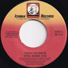 Load image into Gallery viewer, Three Degrees - Make It Easy On Yourself / Vital Signs (7 inch Record / Used)
