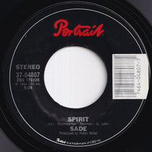 画像をギャラリービューアに読み込む, Sade - Smooth Operator / Spirit (7 inch Record / Used)
