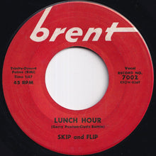 画像をギャラリービューアに読み込む, Skip and Flip - It Was I / Lunch Hour (7 inch Record / Used)
