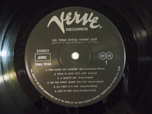 画像をギャラリービューアに読み込む, Mel Torme - Swings Shubert Alley (LP-Vinyl Record/Used)
