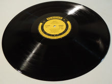 画像をギャラリービューアに読み込む, Arnett Cobb - Sizzlin&#39; (LP-Vinyl Record/Used)
