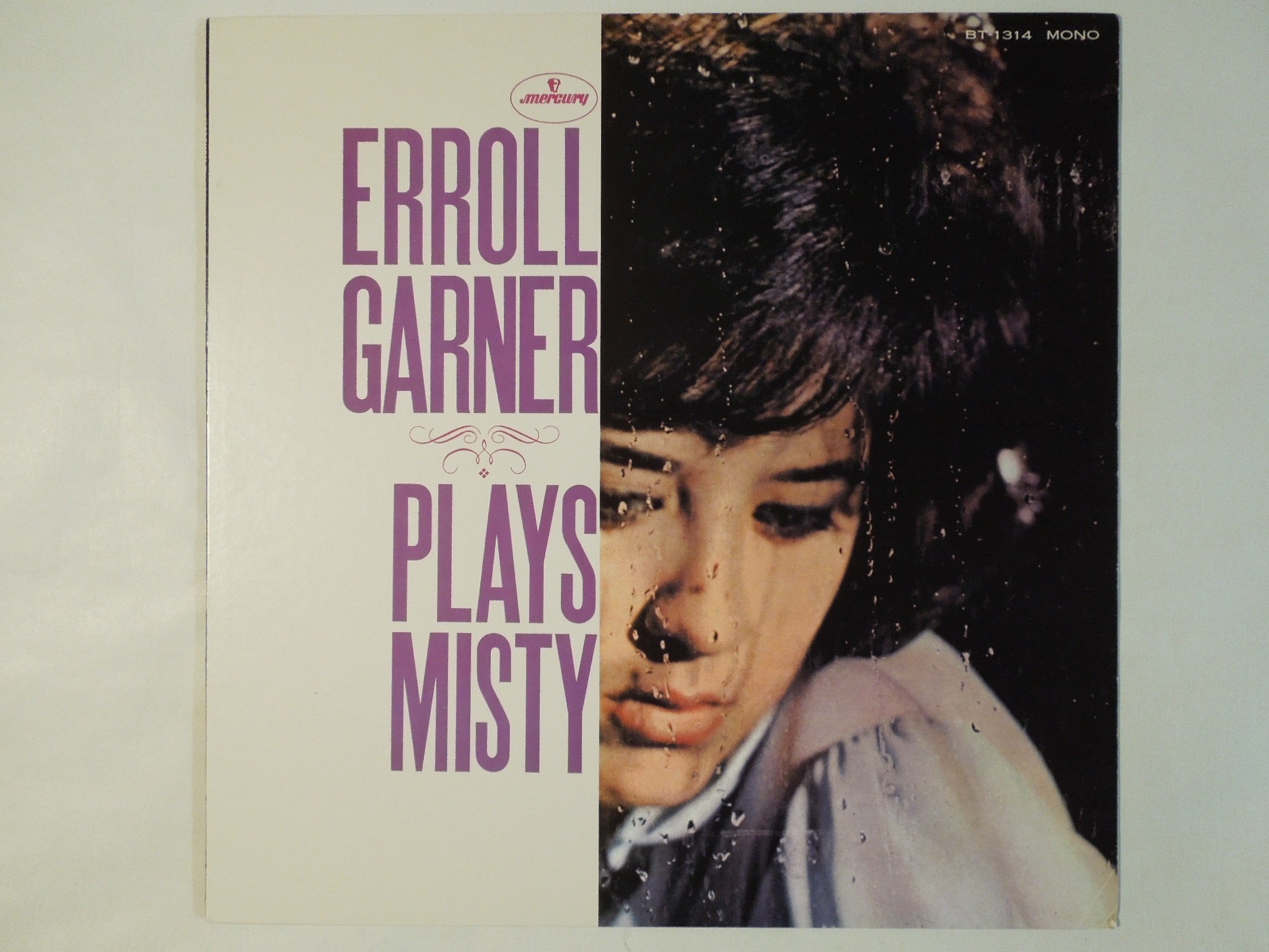 Plays　Erroll　Solidity　(LP-Vinyl　Garner　–　Misty　Erroll　Record/Used)　Garner　Records