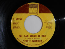 Load image into Gallery viewer, Stevie Wonder - We Can Work It Out / Never Dreamed You&#39;d Leave In Summer (7inch-Vinyl Record/Used)
