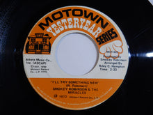 Load image into Gallery viewer, Smokey Robinson, Miracles - I&#39;ll Try Something New / You&#39;ve Really Got A Hold On Me (7inch-Vinyl Record/Used)
