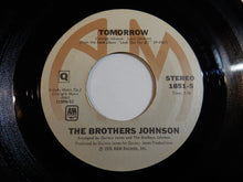 画像をギャラリービューアに読み込む, Brothers Johnson - Get The Funk Out Ma Face / Tomorrow (7inch-Vinyl Record/Used)
