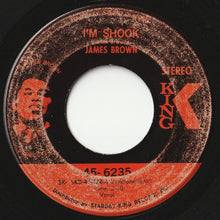 画像をギャラリービューアに読み込む, James Brown - I&#39;m Shook / The Little Groove Maker Me (7inch-Vinyl Record/Used)
