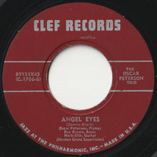 画像をギャラリービューアに読み込む, Oscar Peterson Trio - Angel Eyes / Unforgettable (7 inch Record / Used)
