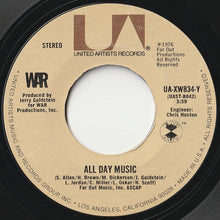 画像をギャラリービューアに読み込む, War - Summer / All Day Music (7 inch Record / Used)
